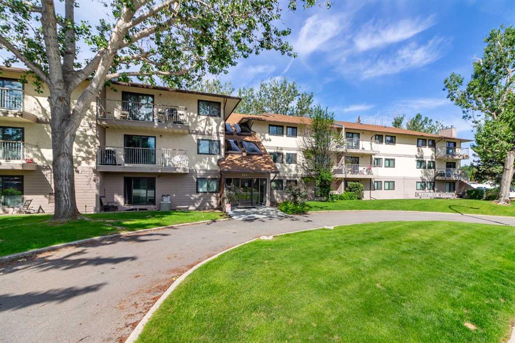 Picture for 209, 855 Columbia Blvd W  
