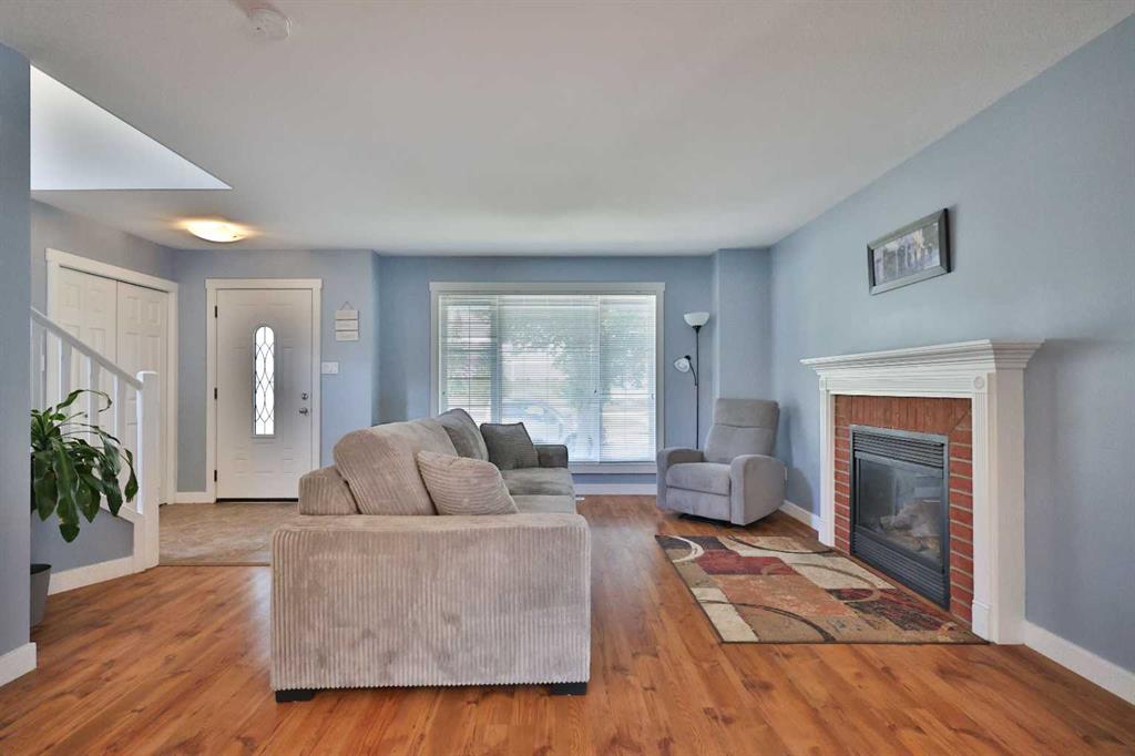 Picture for 86 Riverstone Boulevard W