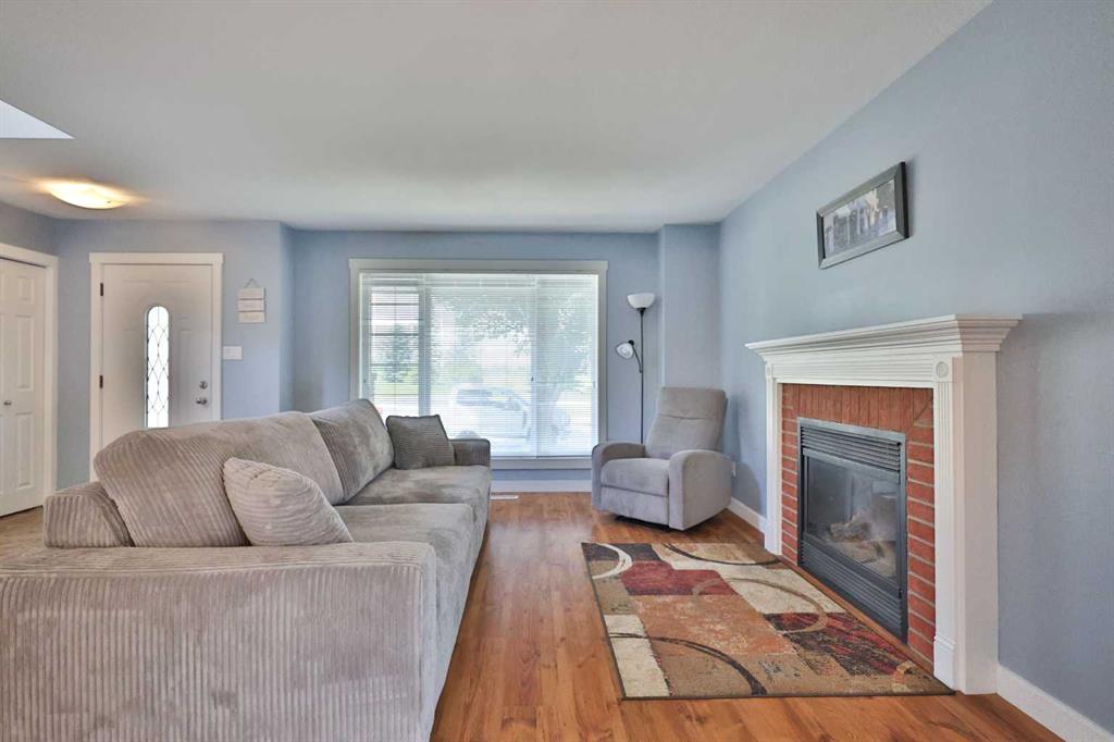 Picture for 86 Riverstone Boulevard W