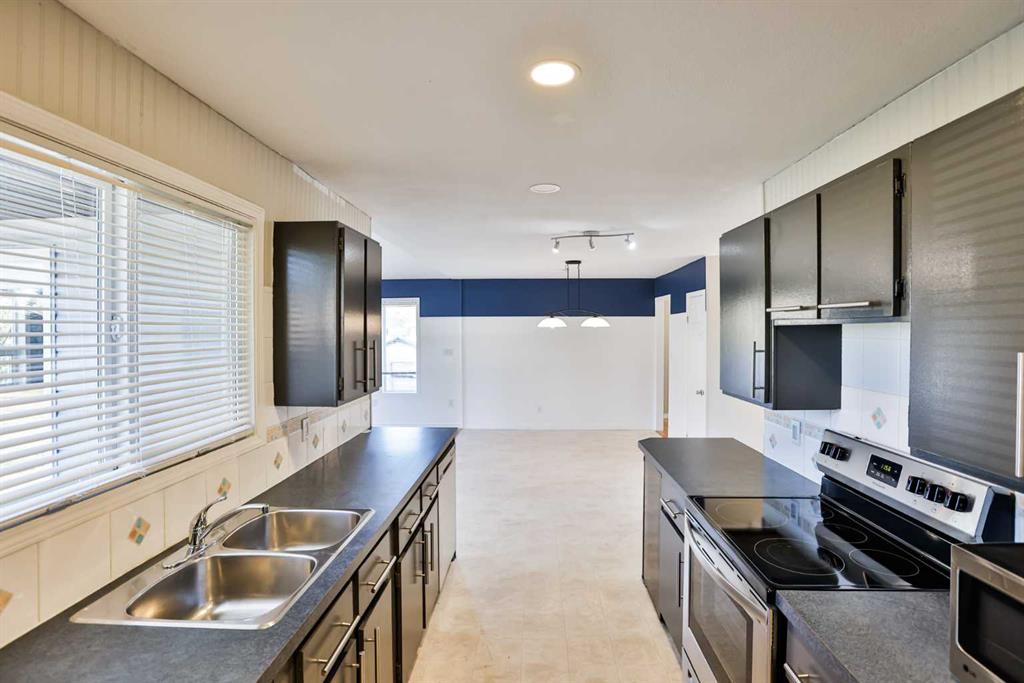 Picture for 41 W 300 N   https://www.cirrealty.ca/reb/ldar/4/A2259384_13.jpg