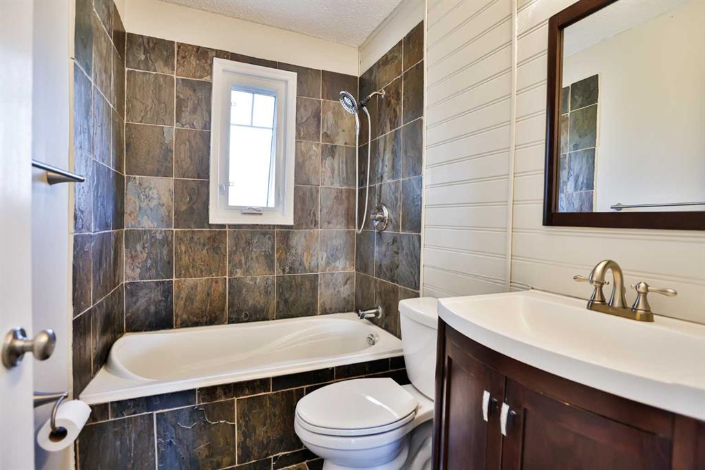 Picture for 41 W 300 N   https://www.cirrealty.ca/reb/ldar/4/A2259384_16.jpg