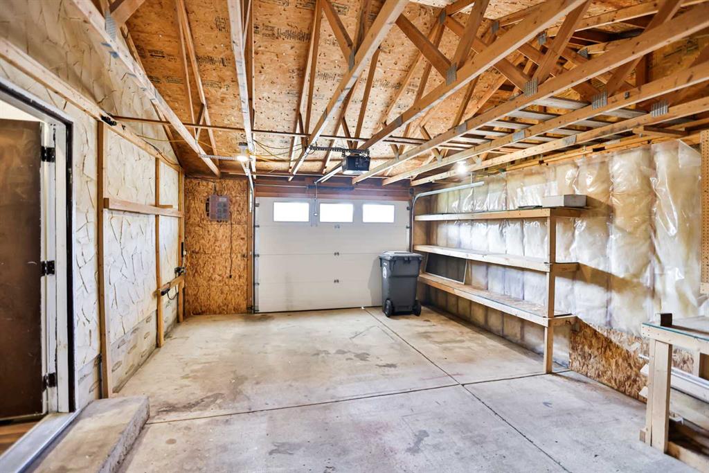 Picture for 41 W 300 N   https://www.cirrealty.ca/reb/ldar/4/A2259384_24.jpg