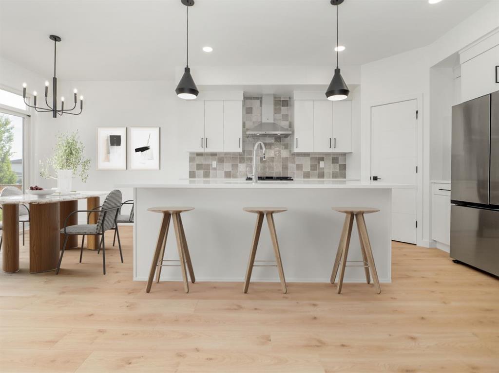 Picture for 86 Miners Road W