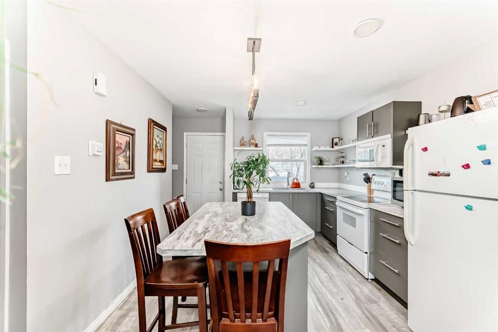 Picture for 1419 Lakemount Boulevard S