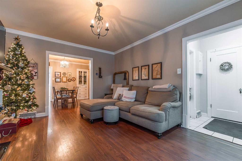 Picture for 612 14 Street S