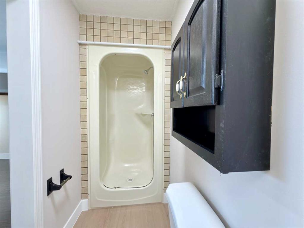 Picture for 33 Greenview Close N