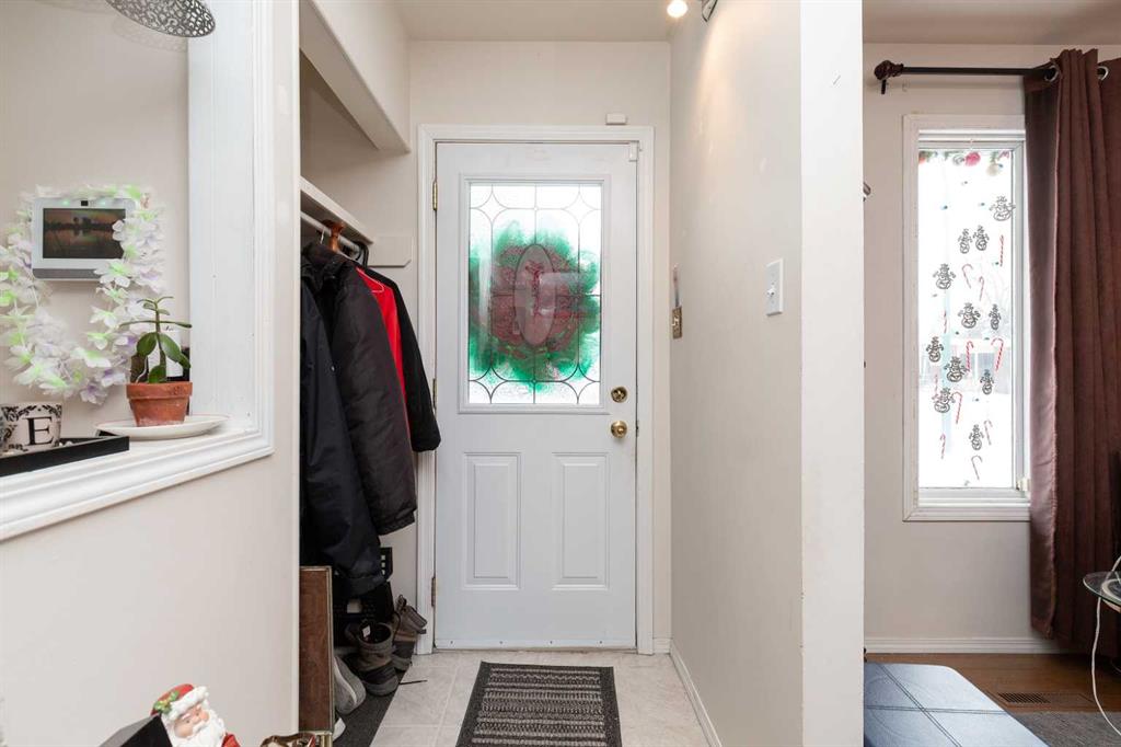 Picture for 602 27 Street N