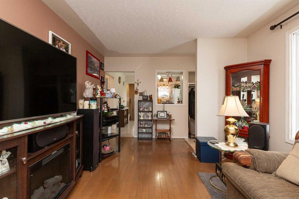 Picture for 602 27 Street N