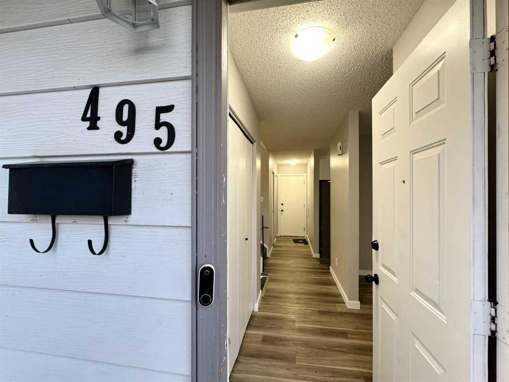 Picture for 495 Columbia Boulevard W