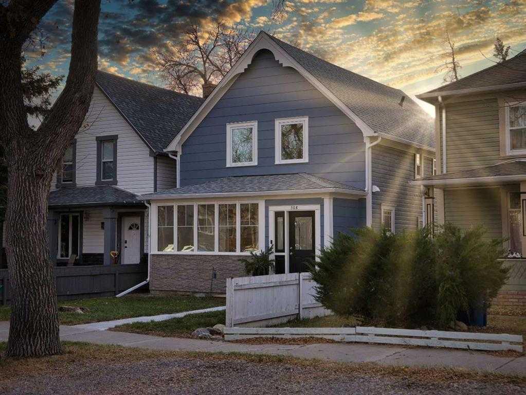 Picture for 308 7A Avenue S