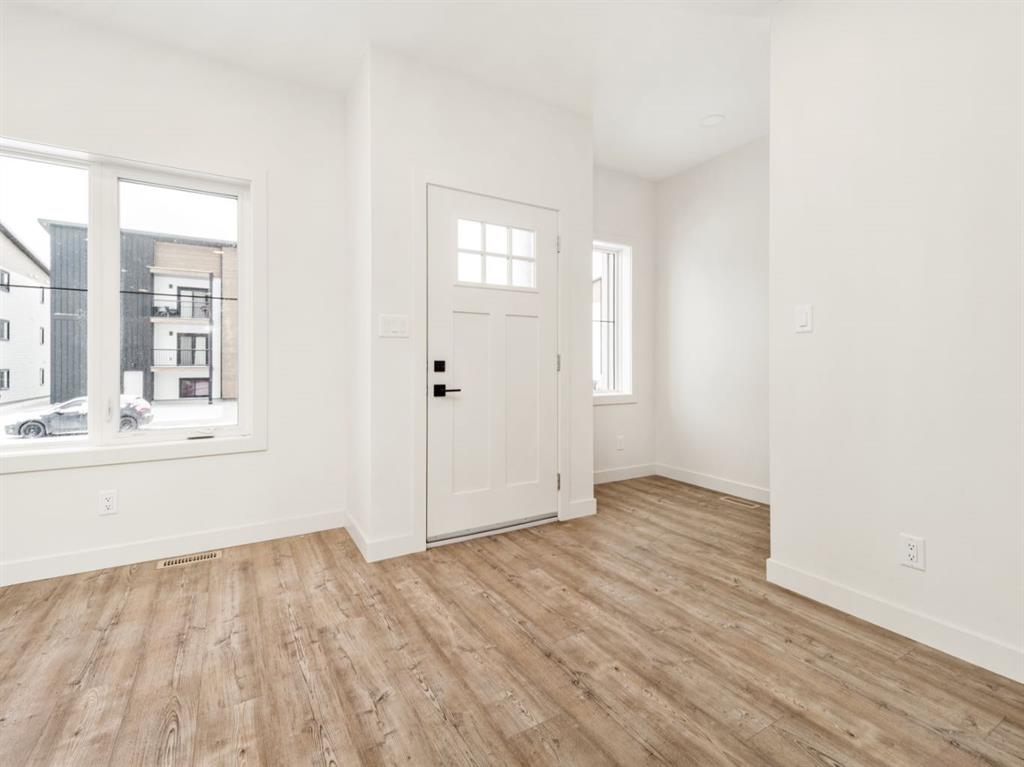 Picture for 359 9 Street  