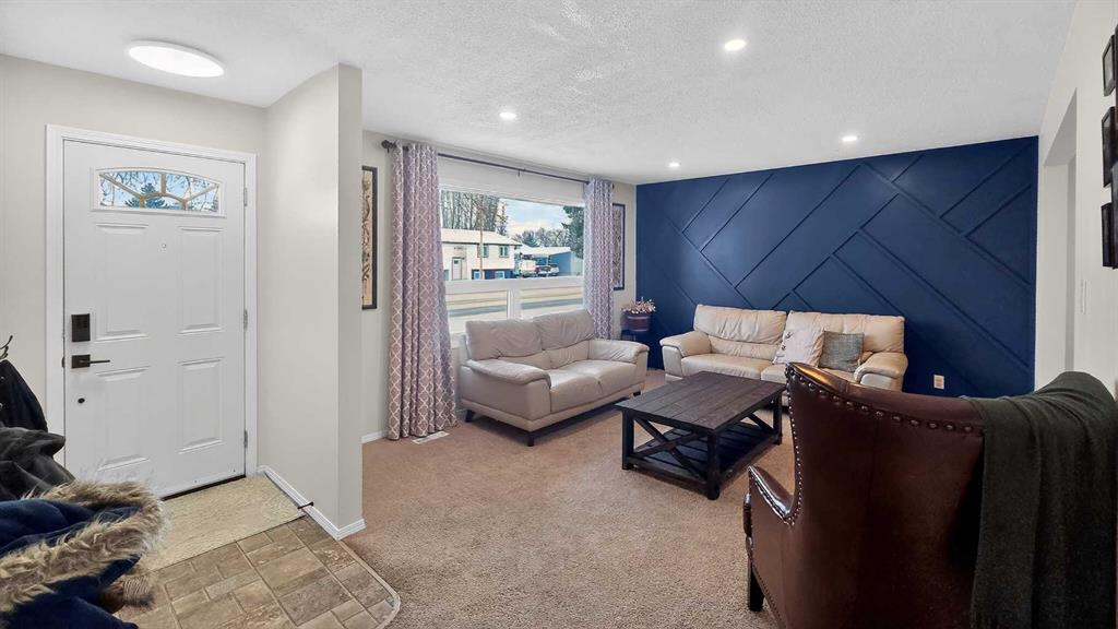 Picture for 5813 50 Street 