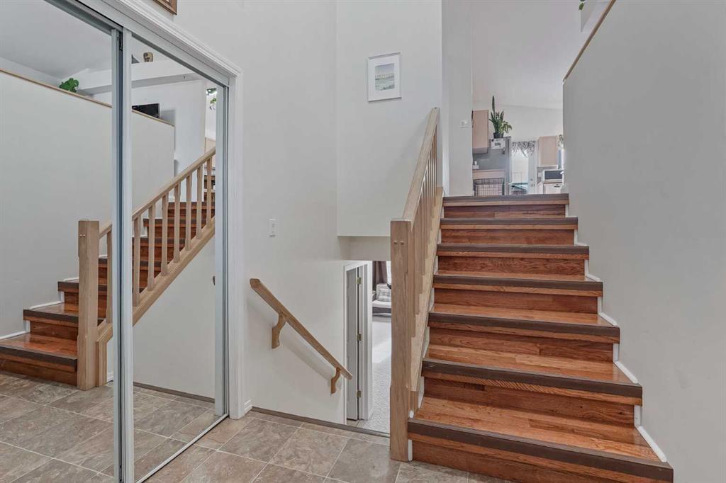 Picture for 50 Peigan Court W