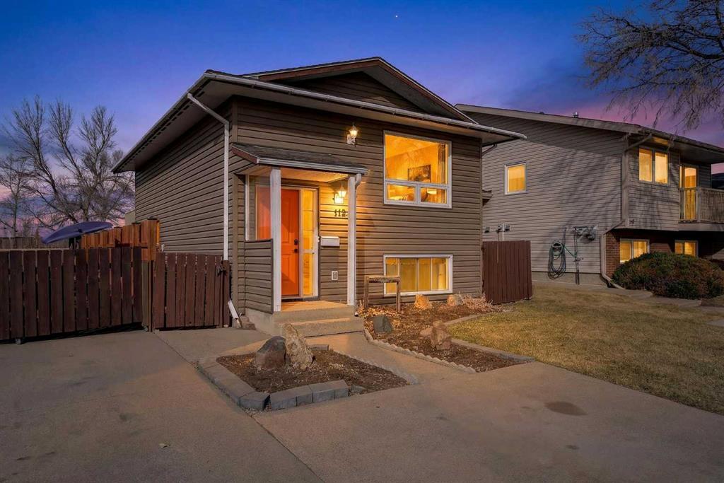 Picture for 112 Iroquois Crescent W