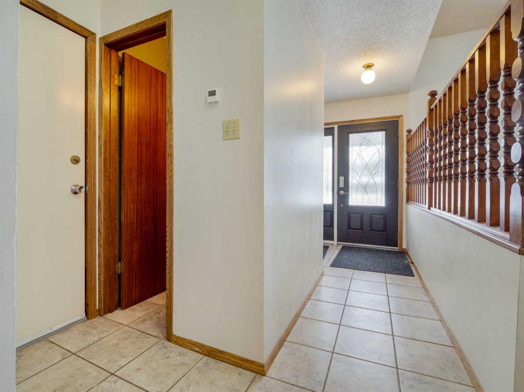 Picture for 31 Sheridan Place W