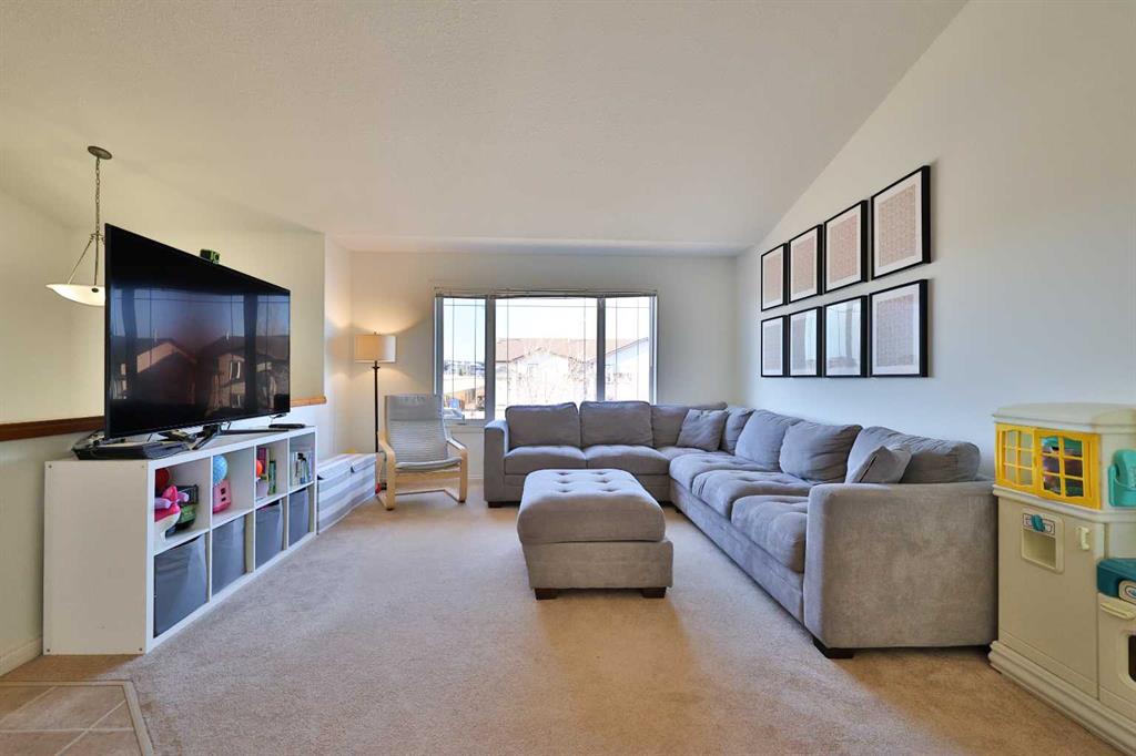 Picture for 202 Blackfoot Boulevard W