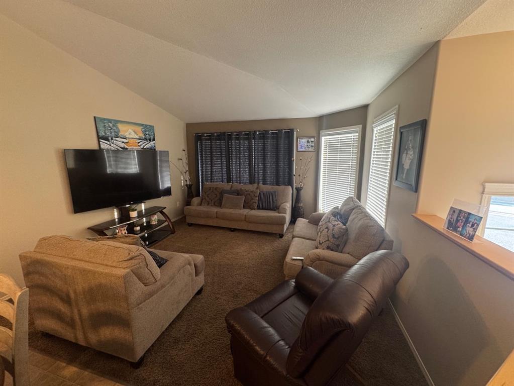 Picture for 79 SUNRIDGE Boulevard W