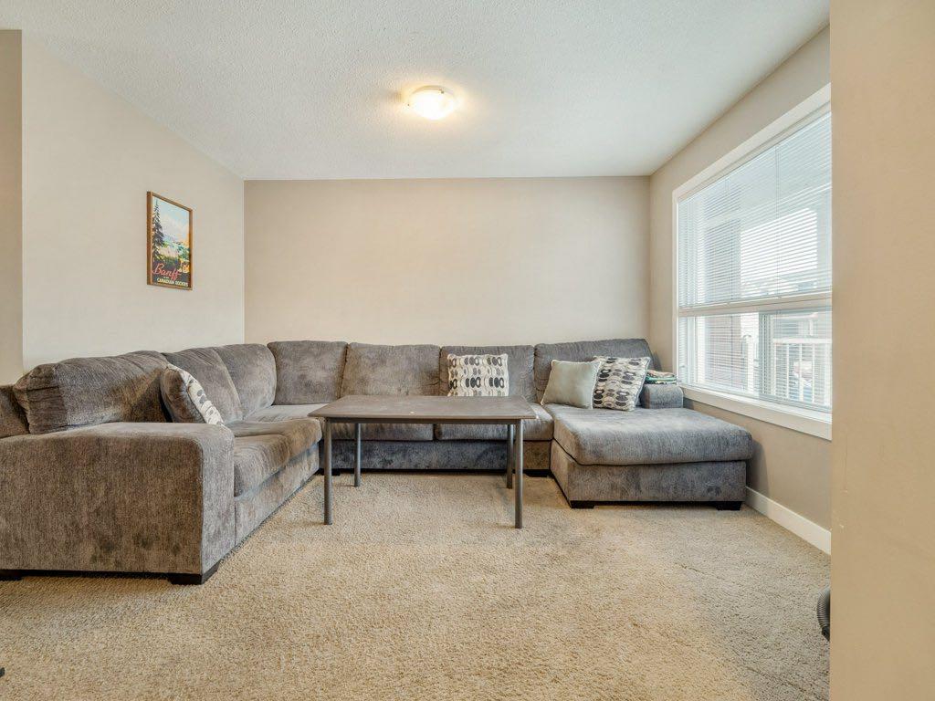 Picture for 2, 221 Silkstone Road W