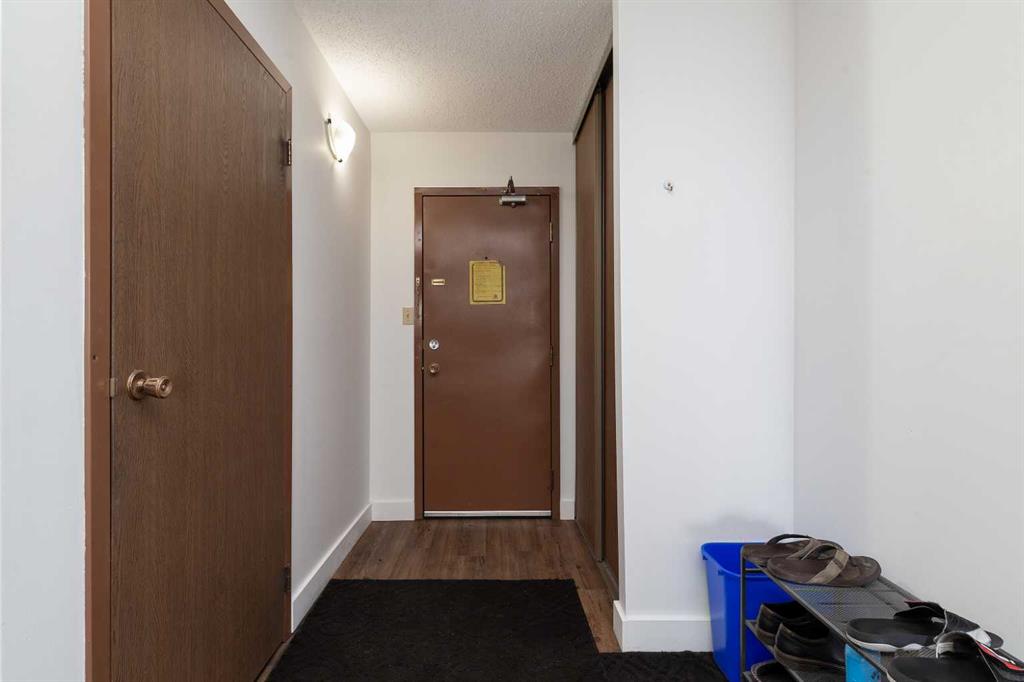 Picture for 515, 5 Berkley Place W