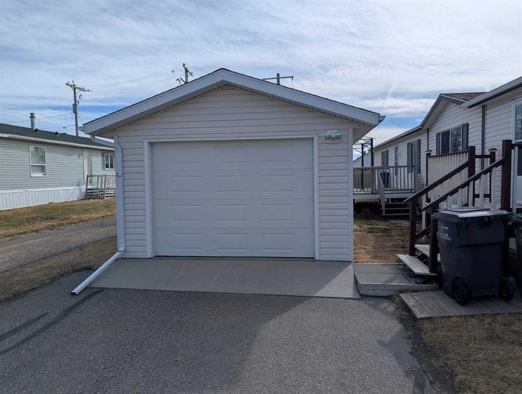 Picture for 211 Railway Avenue 