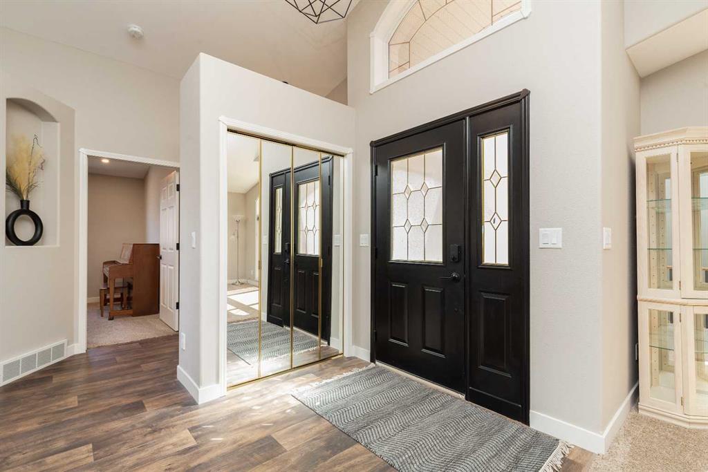 Picture for 39 Fairmont Park Lane S