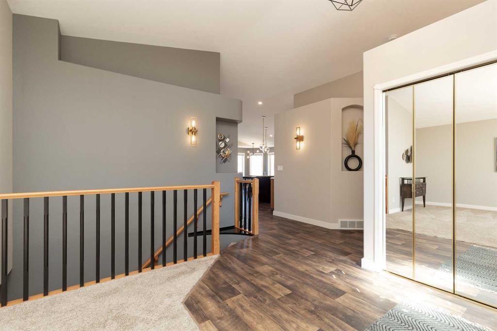 Picture for 39 Fairmont Park Lane S