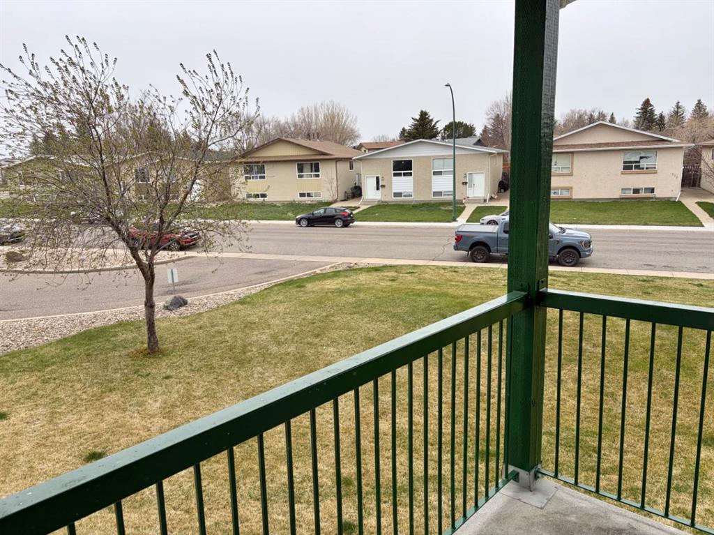 Picture for 221, 620 Columbia Boulevard W