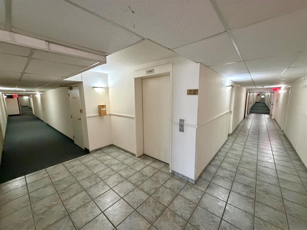 Picture for 221, 620 Columbia Boulevard W