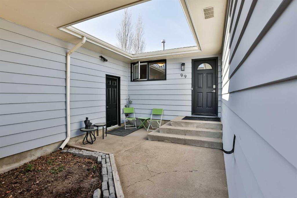 Picture for 99 Lemoyne Crescent W