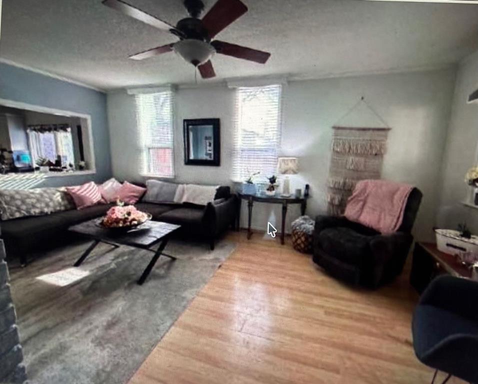 Picture for 1241 8 Avenue S