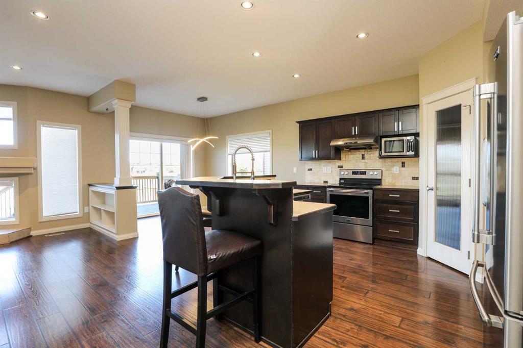 Picture for 132 Firelight Way W