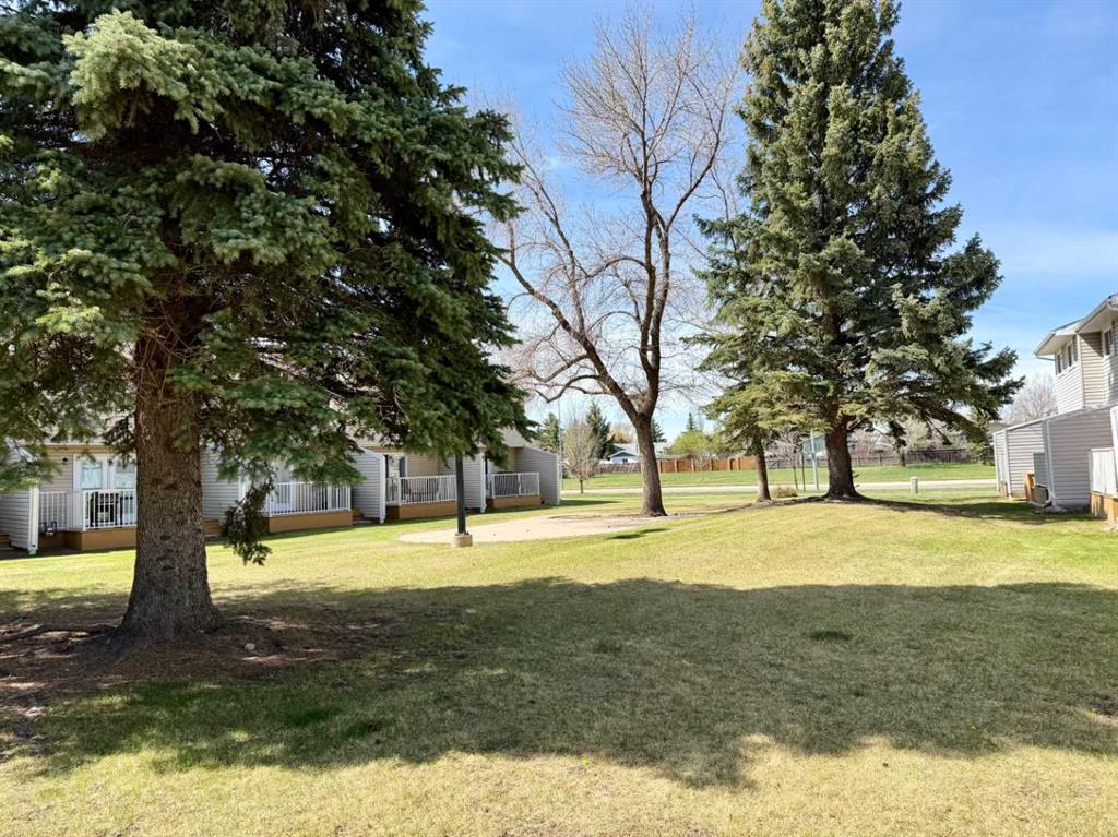Picture for 56, 55 Lemoyne Crescent W