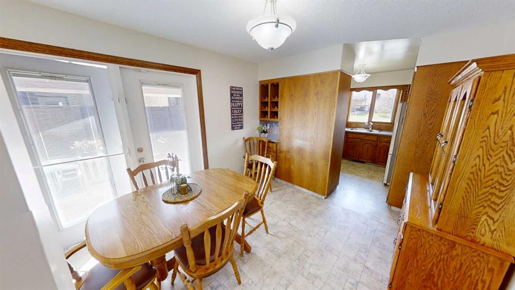 Picture for 85 Cayuga Crescent W
