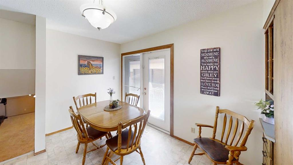 Picture for 85 Cayuga Crescent W