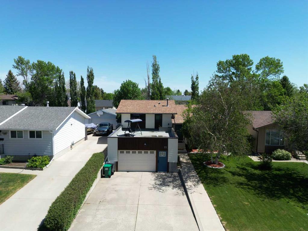 Picture for 77 Iroquois Crescent W