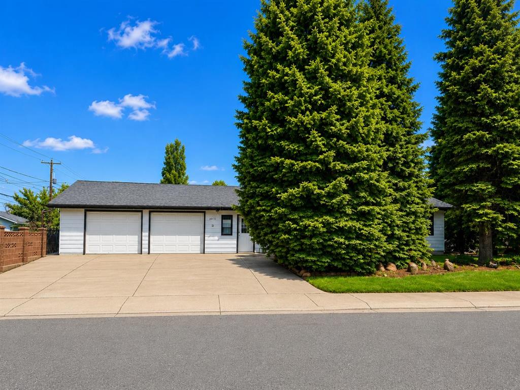 Picture for 2015 24 Street S
