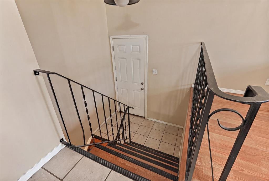 Picture for 35, 5 Acadia Road W
