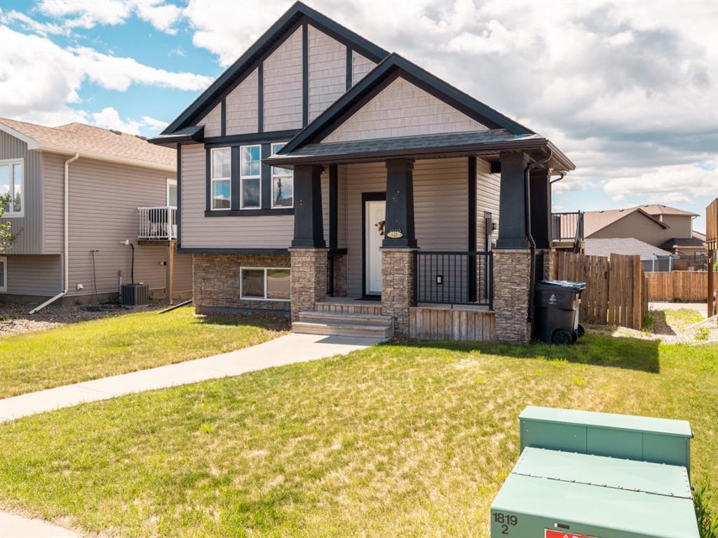 Picture for 148 Mt Sundial Court W