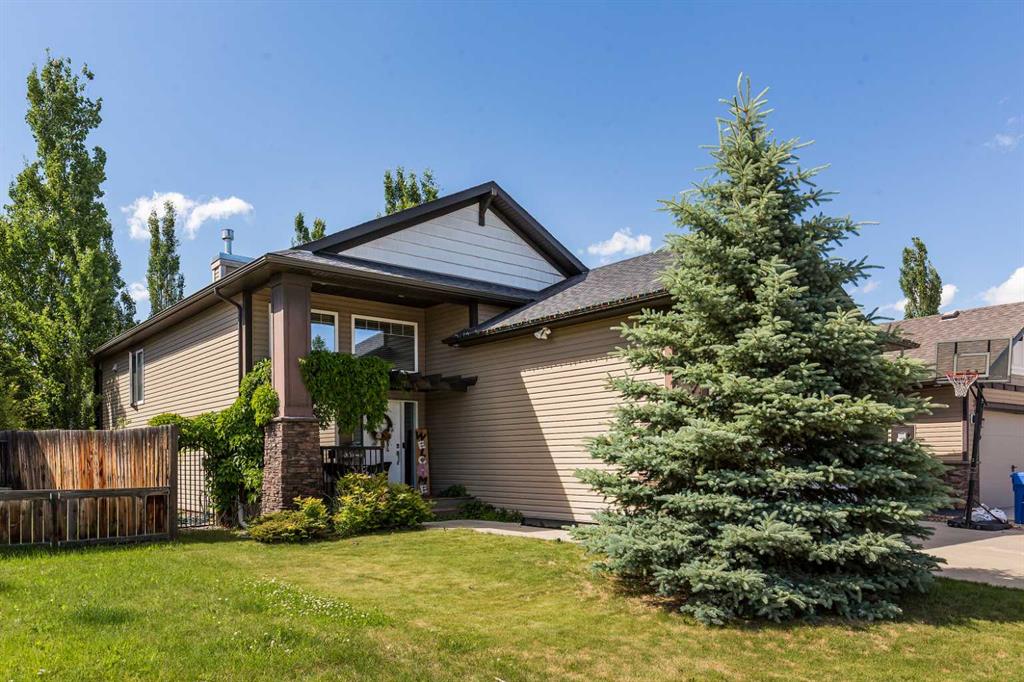 Picture for 8 Riverton Crescent W