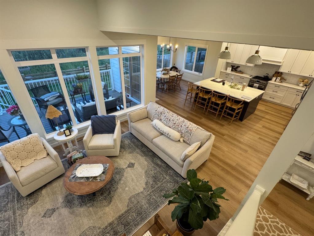 Picture for 902 Fairway Boulevard W https://www.cirrealty.ca/reb/ldar/5/A2233905_14.jpg