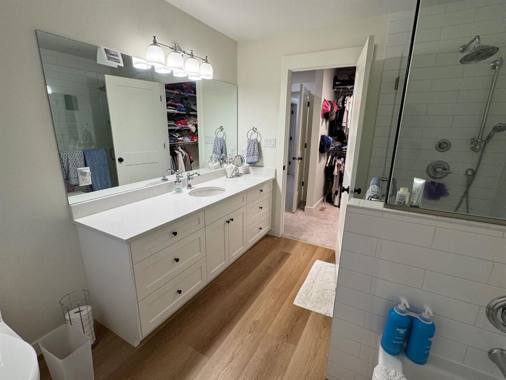 Picture for 902 Fairway Boulevard W https://www.cirrealty.ca/reb/ldar/5/A2233905_22.jpg