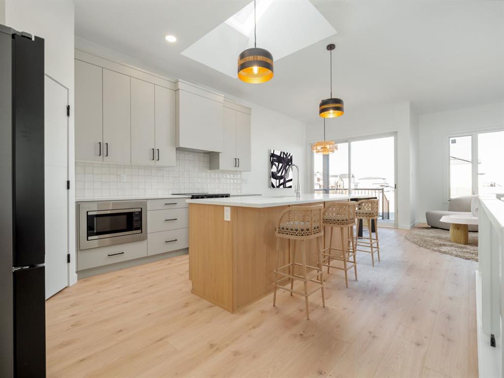 Picture for 405 Blackwolf Boulevard N