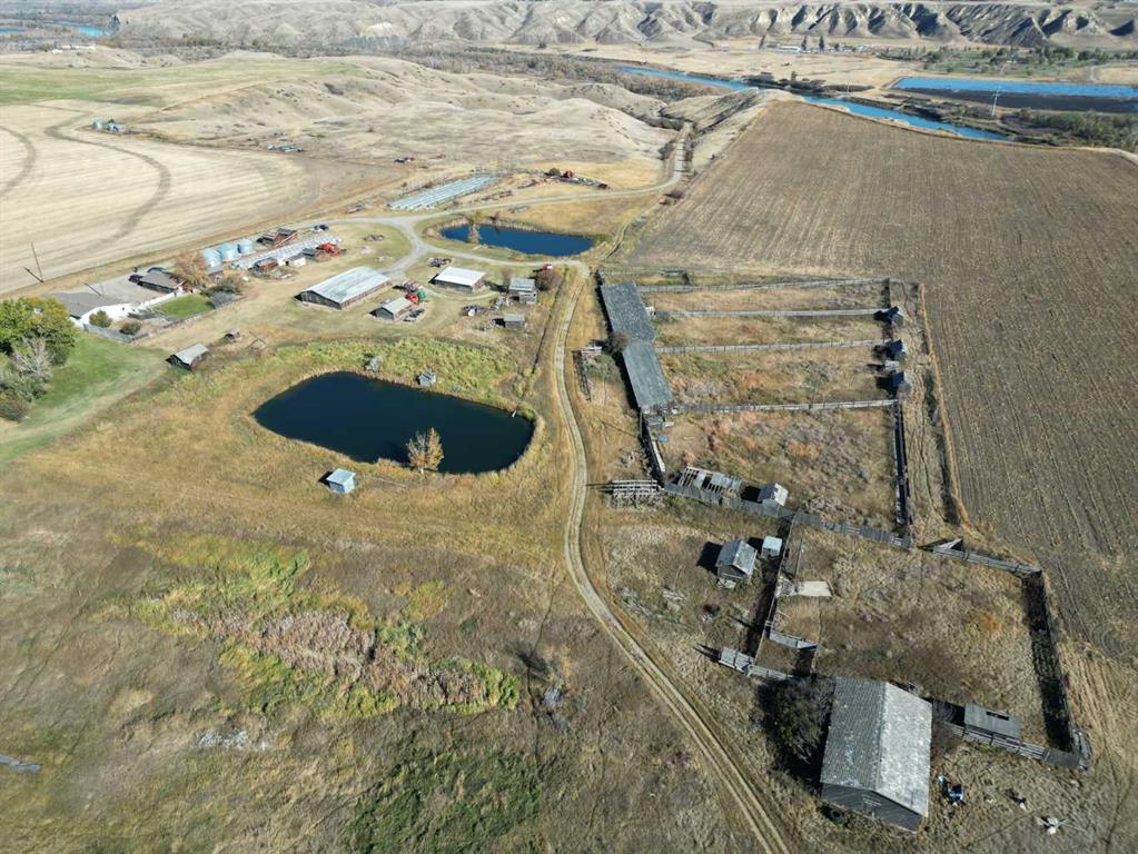 Picture for 221036 TWP RD 9-1A Township  https://www.cirrealty.ca/reb/ldar/5/A2265115_13.jpg