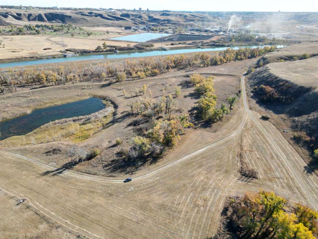 Picture for 221036 TWP RD 9-1A Township  https://www.cirrealty.ca/reb/ldar/5/A2265115_2.jpg