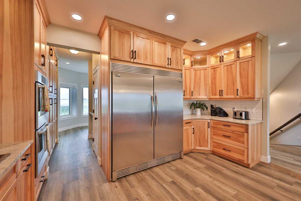 Picture for 204041 Twp Rd 6-3A   https://www.cirrealty.ca/reb/ldar/5/A2265275_7.jpg
