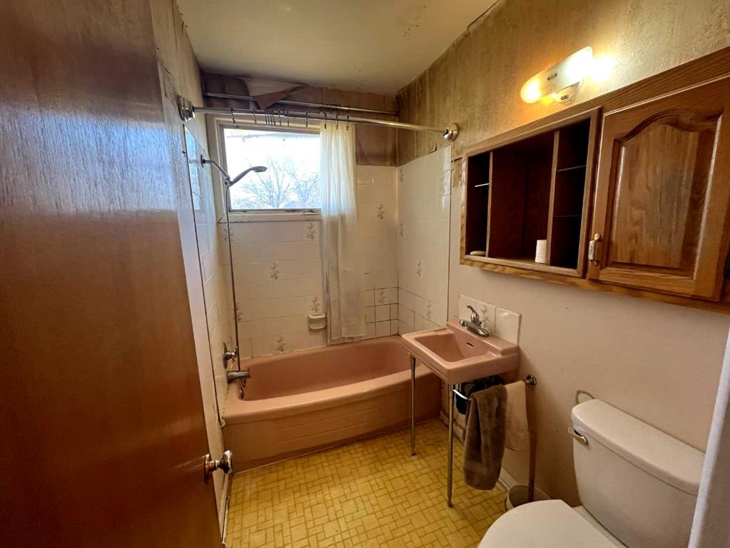 Picture for 34N 100E Street  https://www.cirrealty.ca/reb/ldar/5/A2266025_9.jpg
