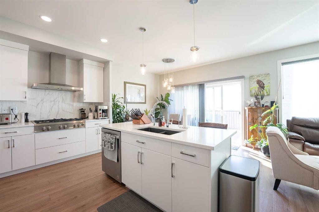 Picture for 914 Miners Boulevard W