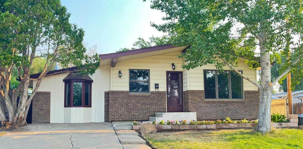 Picture for 1919 19 Avenue S