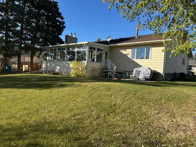 Picture for 584 2nd Avenue W