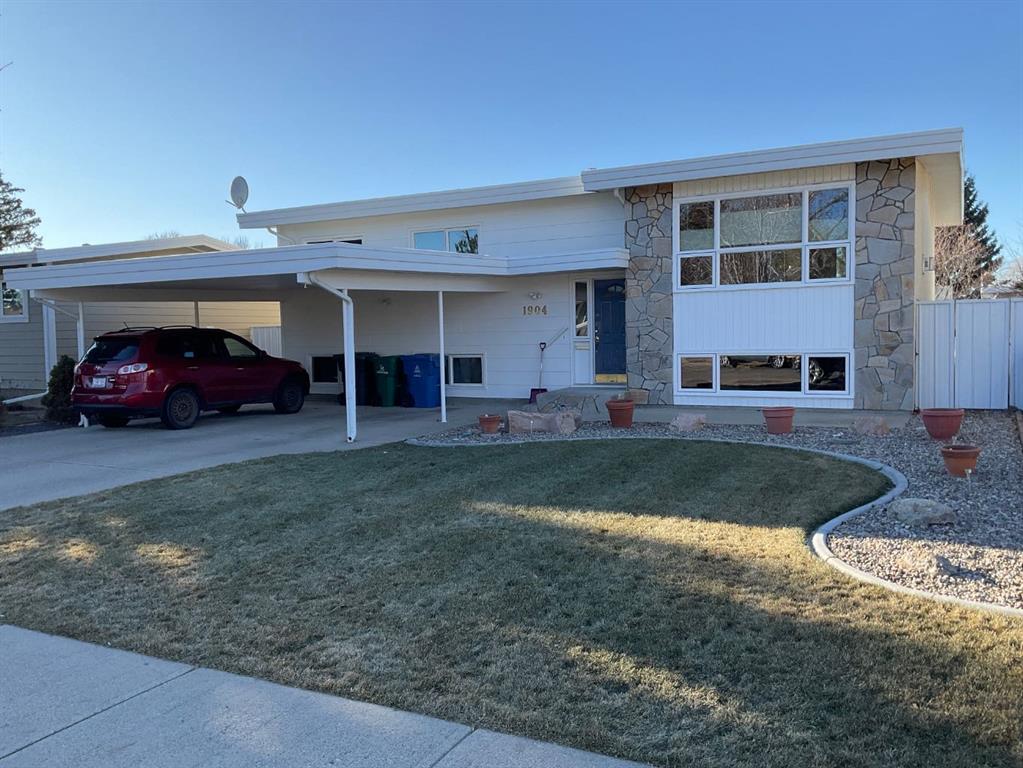 Picture for 1904 18 Street N